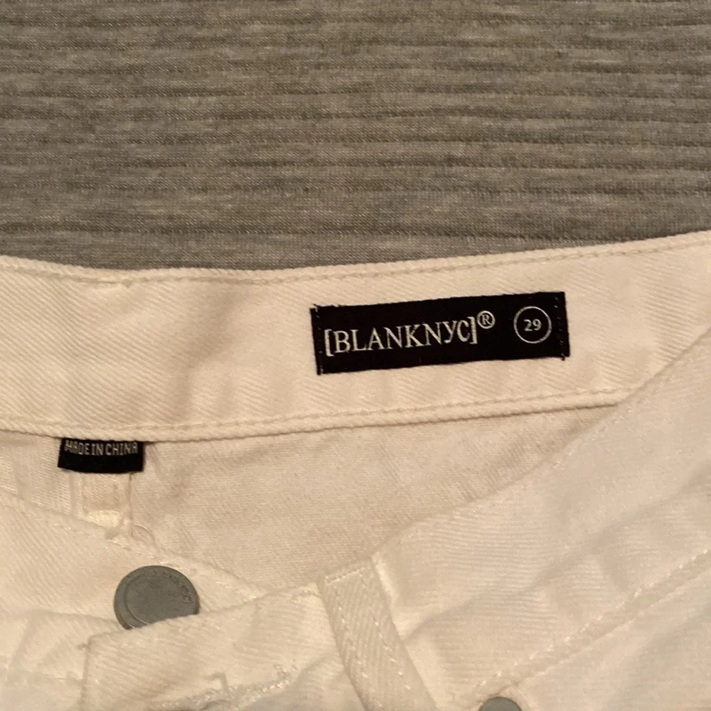 Blank NYC High Rise white distressed button fly jean shorts size 29